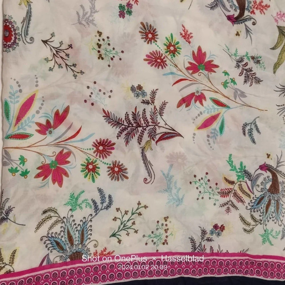 Talbots NWT Floral Botanical Fringe Hem Multifunctional Rectangle Scarf Wrap - Picture 8 of 13